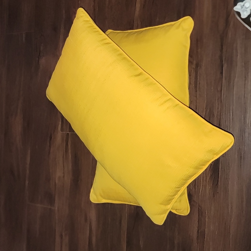 Accent/Throw Pillows
